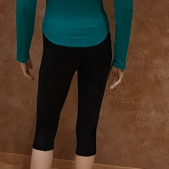 The North Face Black VaporWick Tights - Picture 3 of 3